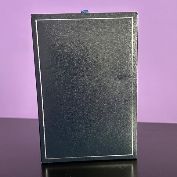 Irish Handcrafted Floral Necklace NIB - Picture 5 of 6